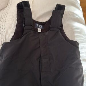 Children’s Place black snow pants size 4T.